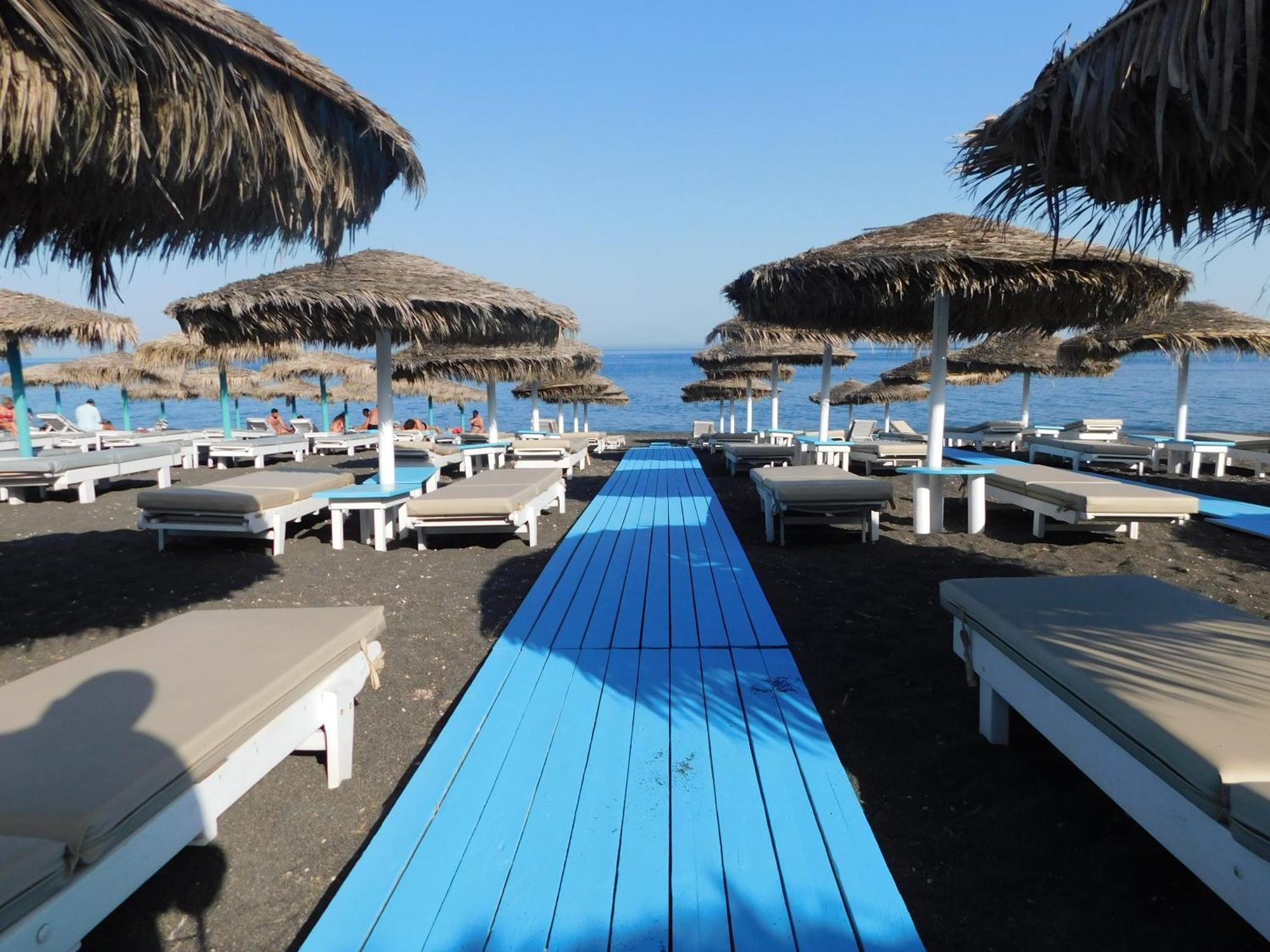 Happy Fish Rooms- Beachfront Периса Екстериор снимка